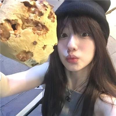 眼里余光都是你